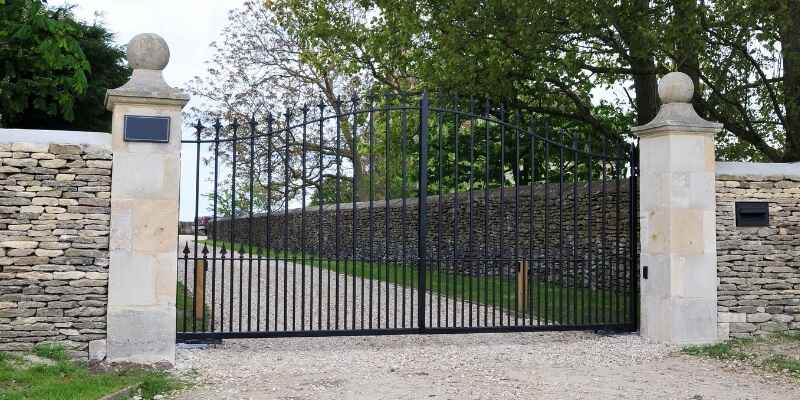 Need A Driveway Gate? Don’t Worry We’ve Got You!