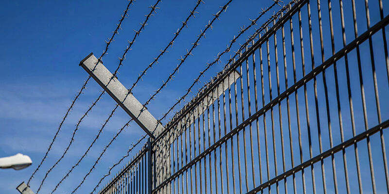 barbed wire fence - Star Gate