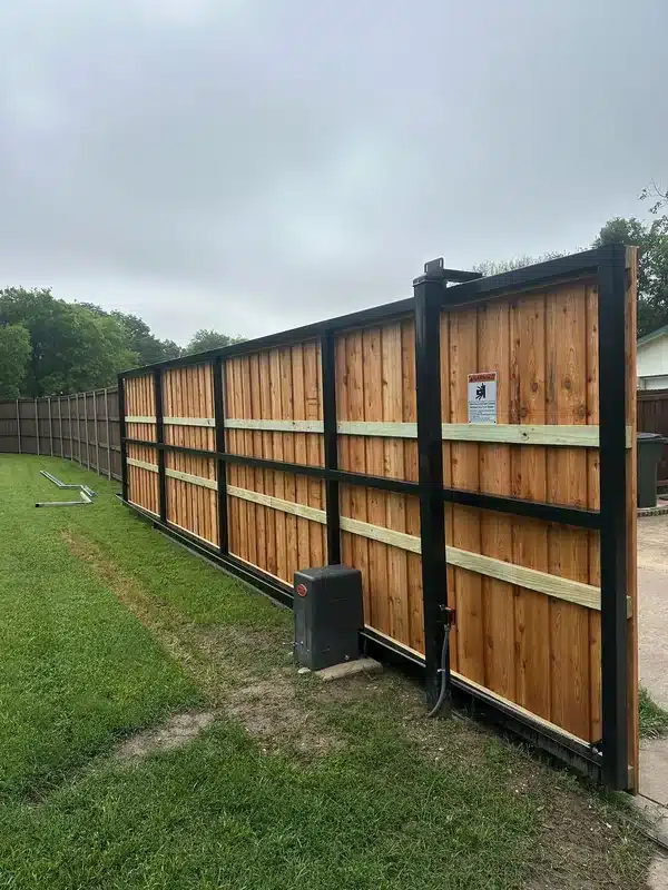Emergency gate repair service in Flower Mound