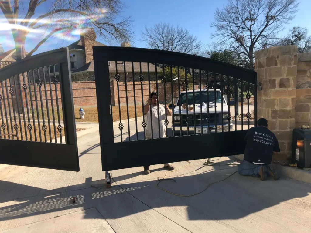 Why Choose Star Gate & Fence for Your Custom Gate Project​