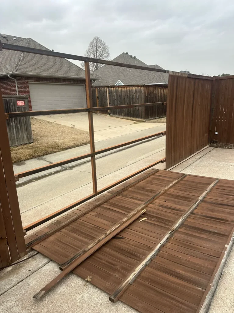 fence builders dallas