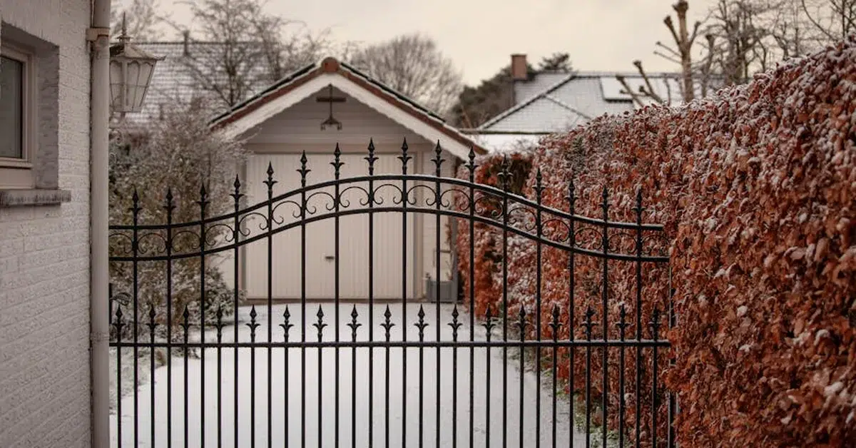 Star Gate and Fence automatic gate repair Dallas Services in Desoto
