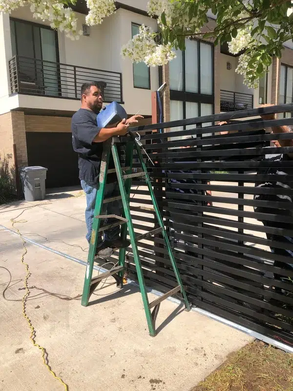Star Gate and Fence Fence Installation Desoto