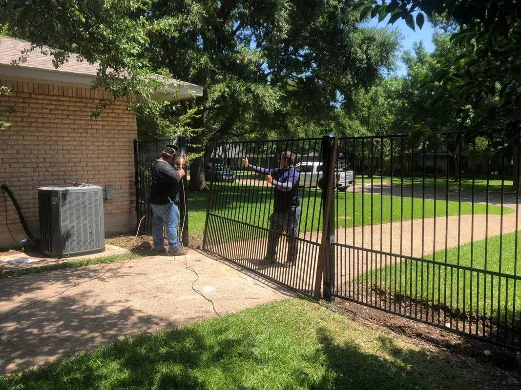 Star Gate & Fence Fence contractor Heath